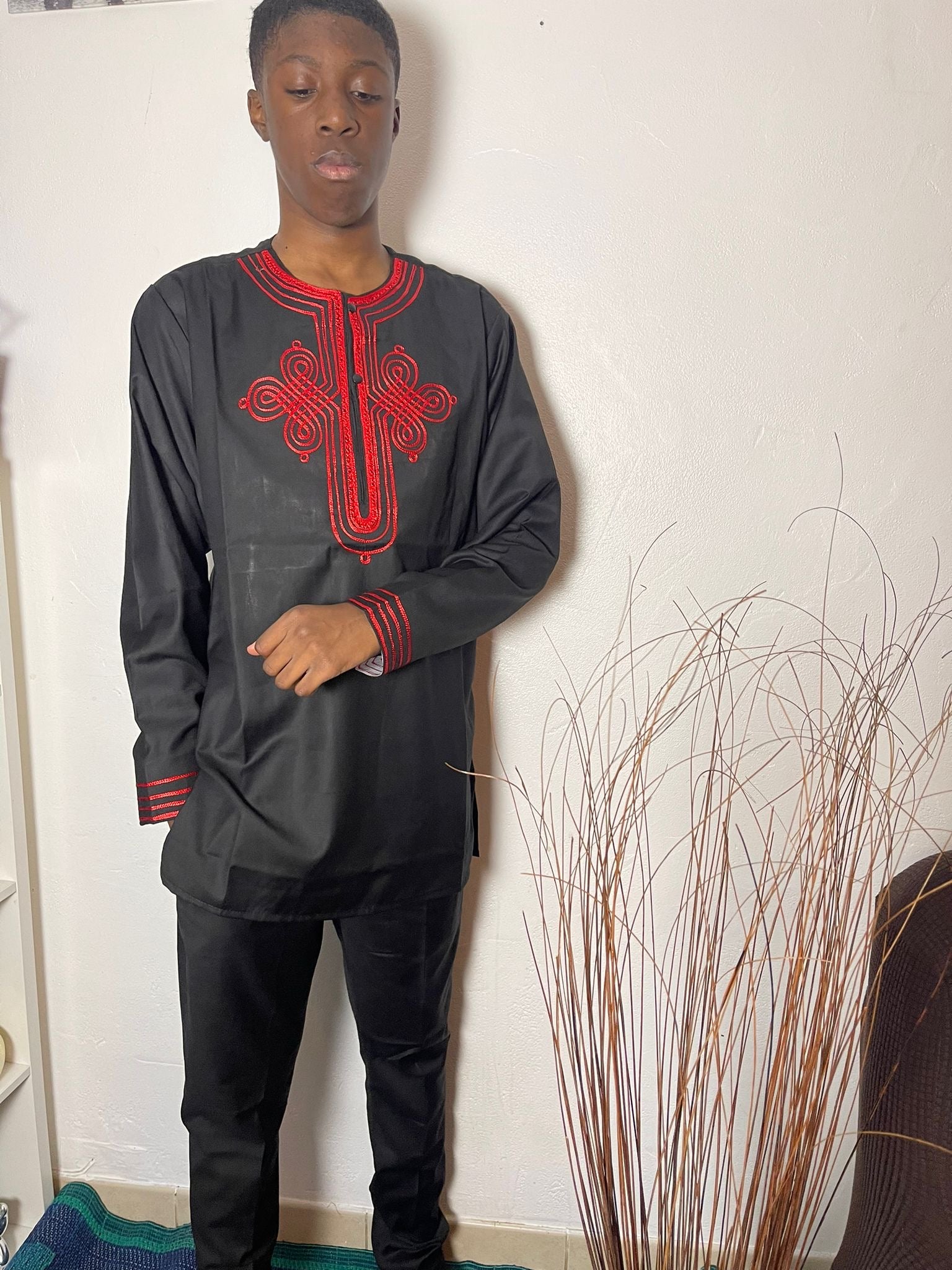 Abou - Deux pièces traditionnel africain Homme, Pantalon et Haut Noir et Rouge