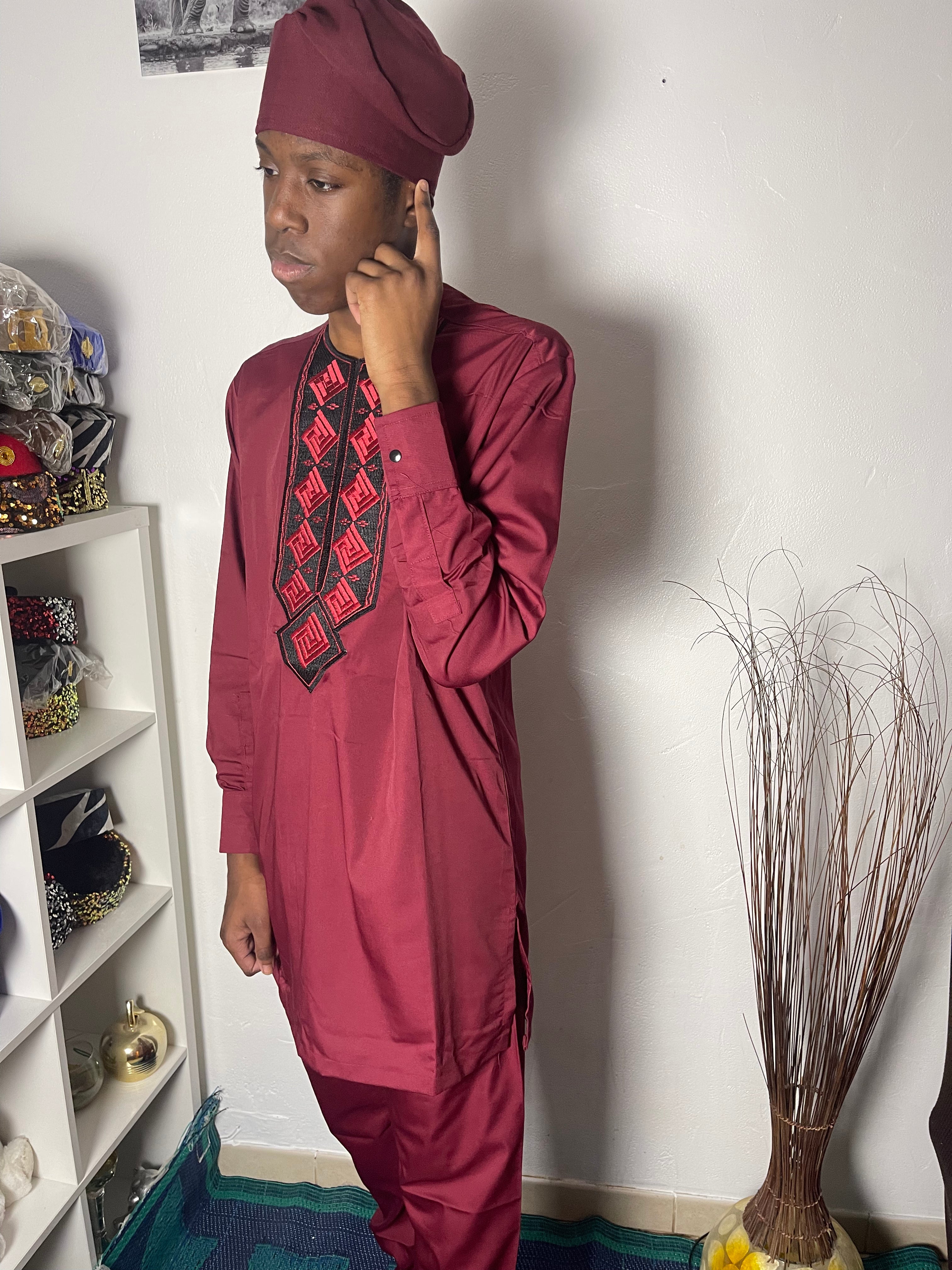 Deux pièces traditionnel africain Homme, Pantalon et Haut Rouge Bordeaux